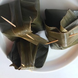 ห่อหมกเนื้อปลาอินทรี ห่อละ