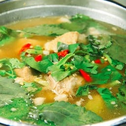 ต้มแซ่บกระดูกหมูอ่อน