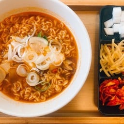 Yoon’s Korean Kitchen Yoon’s Korean Kitchen