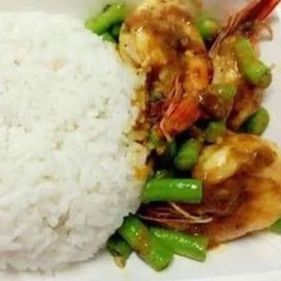 ข้าวเครื่องแกงหมู+ กุ้ง