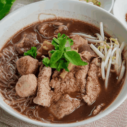 ก๋วยเตี๋ยวเรือหมู หมี่ขาว