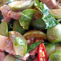 พริกแกงมะเขือหมูชิ้น(กับข้าว)