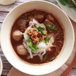 เจ้ง้อ&โกสา เย็นตาโฟ เตี๋ยวต้มยำโบราณ ก๋วยเตี๋ยวเรือหมูเนื้อ ตลาดนางรำบางเสาธง