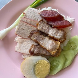 ข้าวหมูแดง