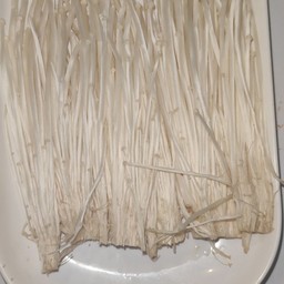 เห็ดเข็มทอง