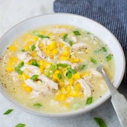 ซุปข้าวโพดและไก่