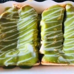 ขนมปังปิ้ง ราดสังขยาใบเตยโบราณ