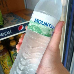 น้ำ เป-ล่า(ขนาด600 มล.)