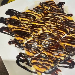 โรตีกล้วย+ชีส+ช็อกโกแลต