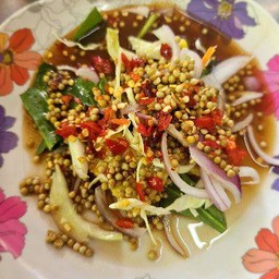 ยำไข่เเมงดา 40.-