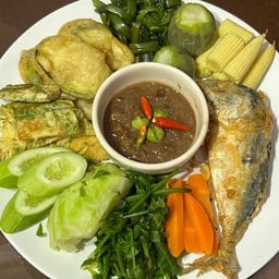 ก๋วยเตี๋ยวไก่ลำไยบ้านแม่ - แหลมฉบัง