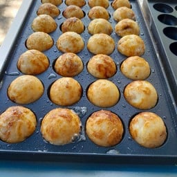 ลักกี้วาฟเฟิลฮ่องกง & ทาโกะยากิ