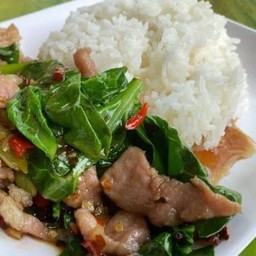 ข้าวคะน้าผัดน้ำมันหอย