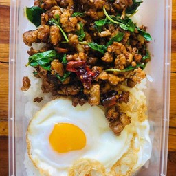 ข้าวคลุกน้ำพริก&กะเพราโคตรเด็ดๆ