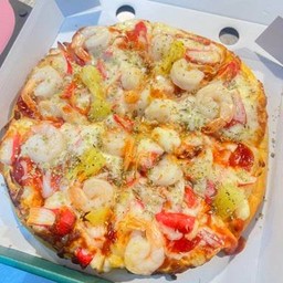 พิซซ่าซีฟู้ดค็อกเทล