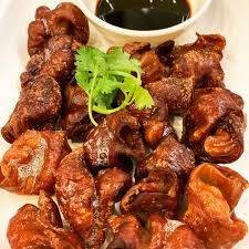 ไส้หมูพะโล้ทอด