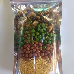 บะหมี่ลิเกเขย่า&ถั่วทอด