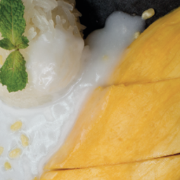 ข้าวเหนียวมะม่วง (ครึ่งลูก)