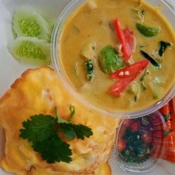 ชุดข้าวไข่เจียว+แกงเขียวหวานหมู