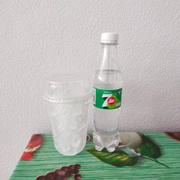 เซเว่นอัพ 1 ขวด+น้ำแข็ง 1 แก้ว