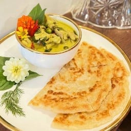 แกงเขียวหวานไก่&โรตี