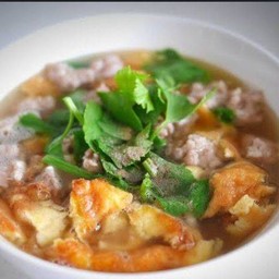 แกงจืดไข่น้ำหมูสับ