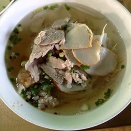 ก๋วยเตี๋ยวร้านป้าเดือน