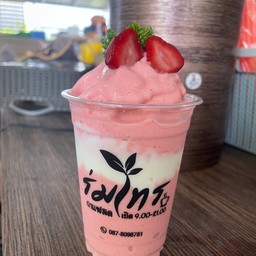 สตอบอรี่โยเกริต์ปั่น