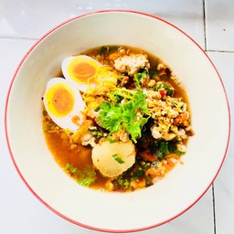 บะ บะ บะ บะหมี่หมูแดง