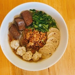 เส้นมาม่าใส่ไข่