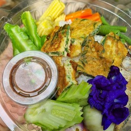 ข้าว น้ำพริกกะปิปลาทูทอด