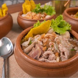 ก๋วยเตี๋ยวต้มยำหมู