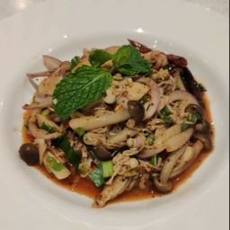 ลาบเห็ดเผ็ดน้อยๆๆ Larb Mushroom Spicy Salad