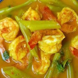 แกงส้มผักบุ้ง