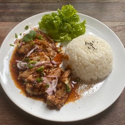 ข้าวน้ำตกไก่ย่าง