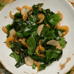 ใบเหลียงผัดกุ้งเสียบ