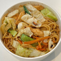 Chow Mein Chicken โฉวเมนไก่