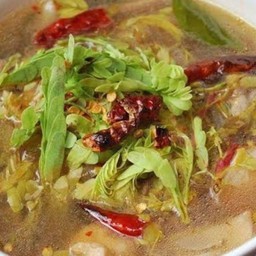 ไก่บ้านต้มยอดขาม