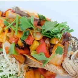 ปลากะพงผัดเปรี้ยวหวาน