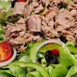 สลัดทูน่า