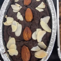 ฟัจด์บราวนี่อัลมอนด์เข้มข้น ถาด 12 cm