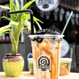 เดอะทรัคสเต๊ก ข้าวหมูย่างไก่ย่างน้ำจิ้มแจ่ว