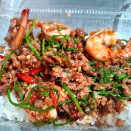 ฟ้าทราย แซ่บปากเจ่อ