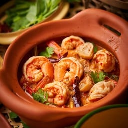 ต้มยำกุ้งมะพร้าวอ่อน