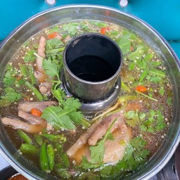 ต้มซุปเปอร์ขาไก่