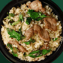 ข้าวผัดคั่วโหระพาสวน