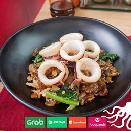 ผัดซีอิ๊ว ปลาหมึก