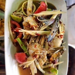 ส้มตำปูม้า