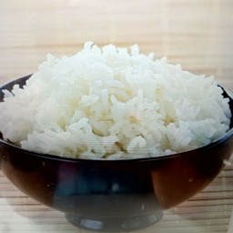 ข้าวสวยหอมมะลิ