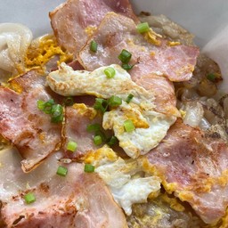 ล้านเล็กเล็กผัดไทยซอสมันปู สาขานวมินทร์42